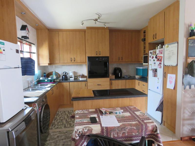 To Let 2 Bedroom Property for Rent in Bracken Heights Western Cape